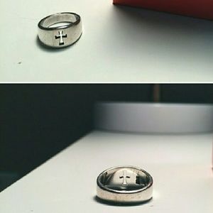 James Avery cross ring